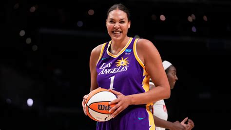 elizabeth cambage leaked|Former WNBA star Liz Cambage issues new。